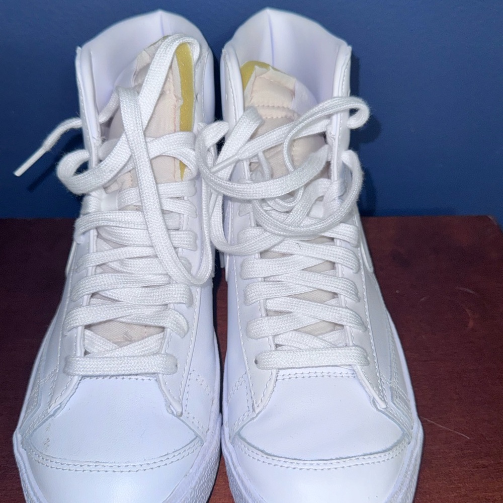 White High-Top Women's Sneakers